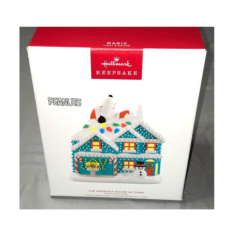 Hallmark Keepsake 2022 Peanuts The Merriest House in Town Tabletop Magic